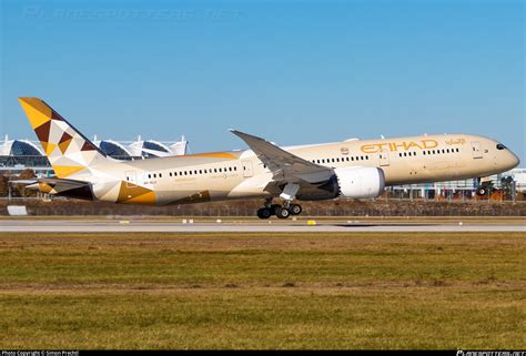 A Blu Etihad Airways Boeing Dreamliner Photo By Simon Prechtl