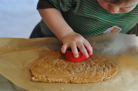 Oatmeal Heart Cookies (gluten-free + vegan) | Nourishing Meals®