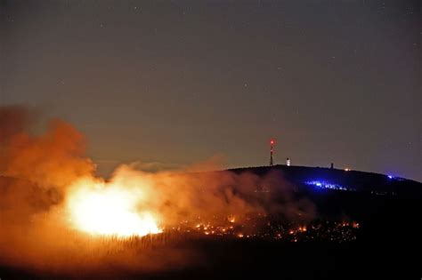 Brand Am Brocken Breitet Sich Aus 62 Hektar Wald In Flammen