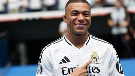 Kylian Mbappé Jugador Oficial Del Real Madrid Telerebelde