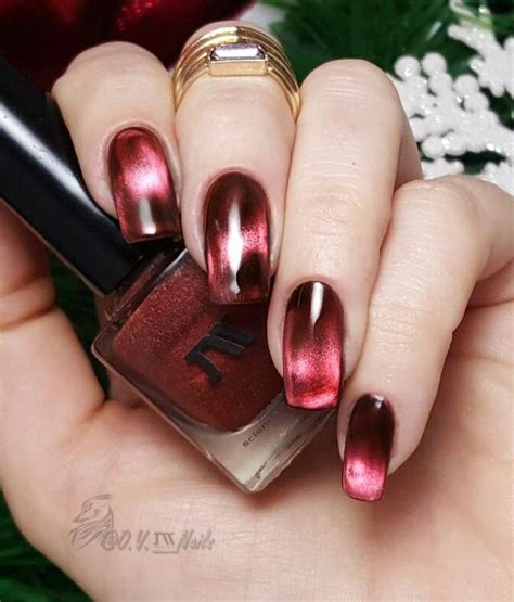 35 Attractive Magnetic Nail Polish Designs Koees Blog Nail Polish