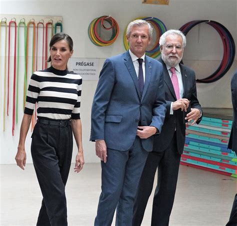 La Reina Letizia Inaugura El Curso Escolar En Oroso