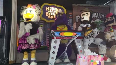 Chuck E Cheese Tinley Park Illinois Its Happy Halloween Youtube