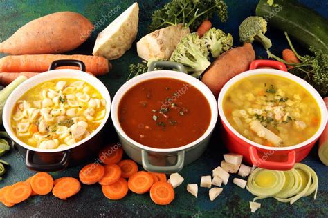 Conjunto De Tres Sopas De Cocina Mundial Comida Saludable Caldo Con