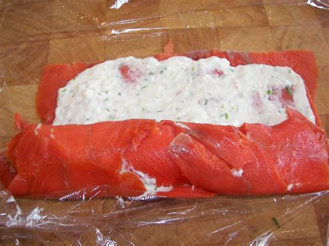 Roulades De Saumon Fum La Mousse De Crevettes