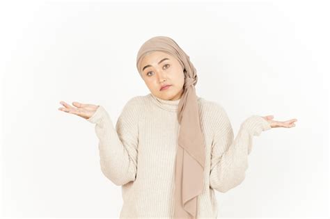 D Vida Gesto Confuso De Linda Mulher Asi Tica Usando Hijab Isolado No