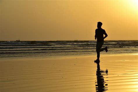 Beach Running Photos, Download The BEST Free Beach Running Stock Photos ...