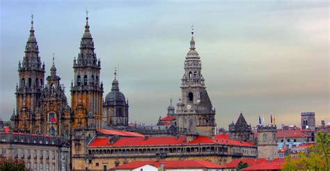 Santiago De Compostela Prywatna Wycieczka Po Starym Mie Cie Getyourguide