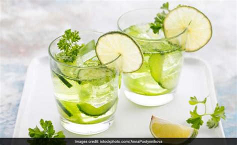 Boost Immunity And Lose Weight With This Lemon Mint Ginger Detox Water