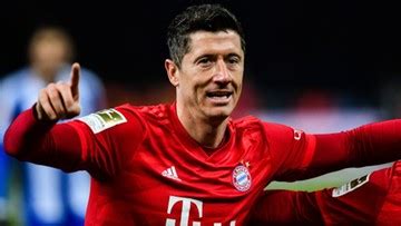 Robert Lewandowski Bohaterem Zdj Cia Roku W Niemczech Zobacz