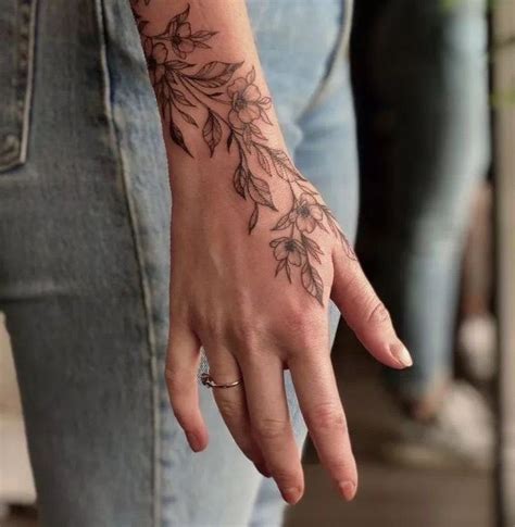 Pin By Abelalvarado On Sketches Wrap Around Wrist Tattoos Hand And