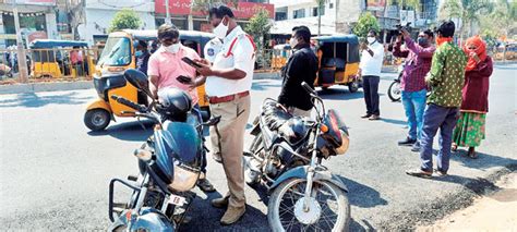 వాహనదారులకు ఊరట Soot For Motorists Mrgs Telangana