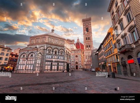 Florence Tuscany Italy At The Duomo Stock Photo Alamy