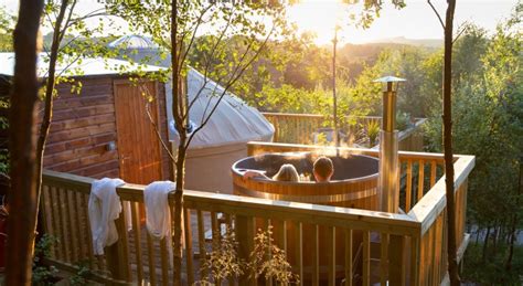 Best Places For Glamping With A Hot Tub In Yorkshire The Yorkshireman