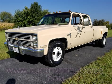 1984 84 Chevrolet Chevy C30 1 One Ton Two Wheel Drive Crew Cab