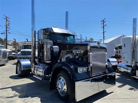 Custom 04 Kenworth W900L Single Axle Daycab! - Truck Sales Long Beach ...