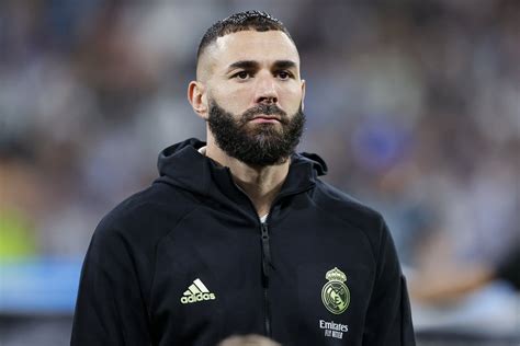 Relevo on Twitter Benzema 𝐧𝐨 entrena con sus compañeros El