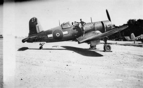 Asisbiz Vought F4U 1D Corsair RNZAF NZ5227 White 27 C Most Likely