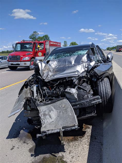 Two Sent To Hospital After Multi Vehicle Crash On 401 Quinte News