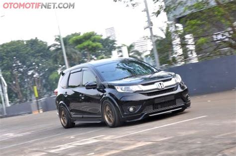 Modifikasi Honda BR V Prestige Dari Awal Sudah Kepincut Racing Style