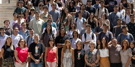 Estudiantes de Periodismo UDD concluyen curso sobre comunicación