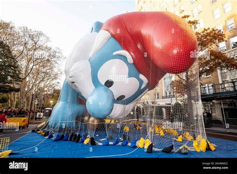 New York New York Usa 23rd Nov 2022 An Inflated Balloon Papa