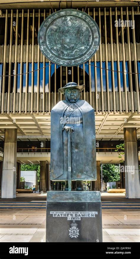 Father Damien Statue Entrance Seal State Capitol Building Legislature ...