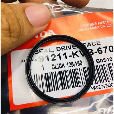 TORQUE DRIVE OIL SEAL For HONDA CLICK 125 CLICK 150 PCX 150 ADV 150