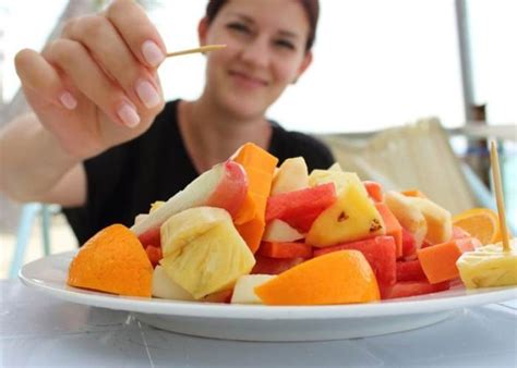 en  momento es mejor comer frutas