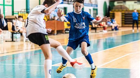 Trwaj Zapisy Na I Otwarte Mistrzostwa Krosna Szk Podstawowych W Futsalu