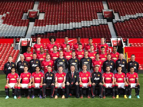 Manchester United Official Team Photo Antonio Valencia And Anderson