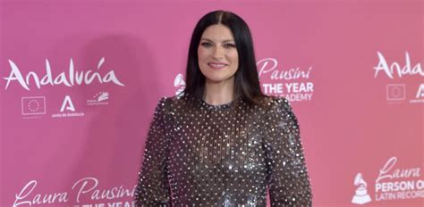 Laura Pausini cifra en La Resistencia cuántas relaciones sexuales ha