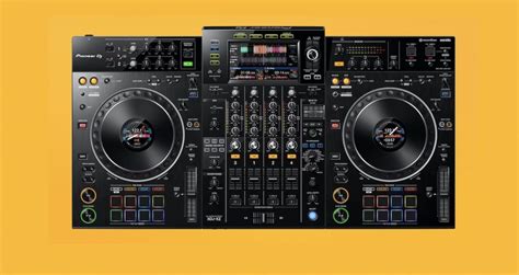 4 Reasons To Use Serato With The Pioneer DJ XDJ-XZ All-In-One System