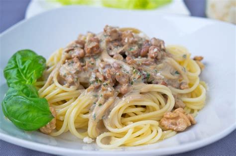 Spaghetti Mit Petersil Walnuss Pesto Rezept