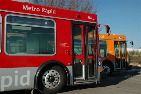 How To Get Around Los Angeles Without A Car La Public Transportion