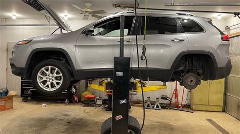 Jeep Cherokee Rear Shock Replacement Youtube