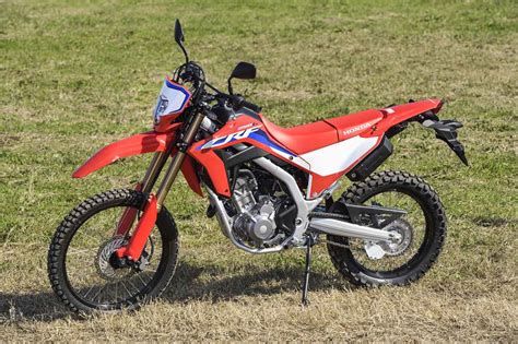 【2021速報】ホンダ新型「crf250l」の詳細判明！ フルモデルチェンジを遂げた2021年モデルを撮りおろし写真とともに解説 Webオートバイ