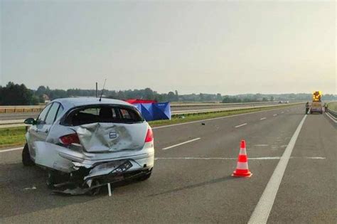 Miertelny Wypadek Na Autostradzie A Zgin A Latka