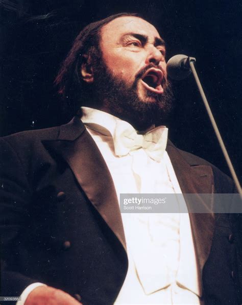 Italian Opera Singer Luciano Pavarotti Performing Live At Mandalay