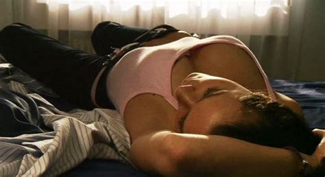 Naked Sandrine Guiraud In Sunny