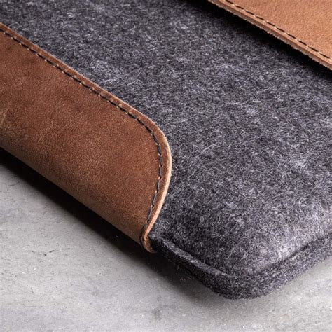 Laptop Case Of Leather And Felt Werktat