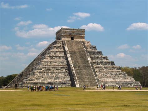 Here’s Why Indigenous Mayans Are Protesting & Blocking Roads Leading to Chichén Itzá