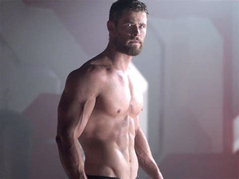 Chris Hemsworth Has Stopped Using Blood Flow Restriction To Build His