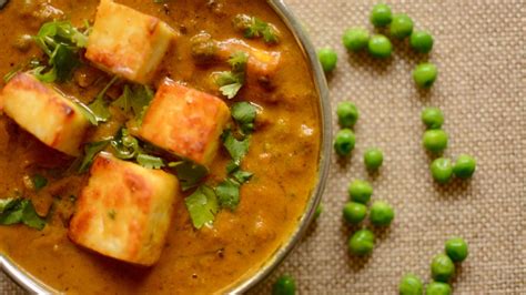 Easy Matar Paneer Recipe In Hindi How To Make Matar Paneer Matar