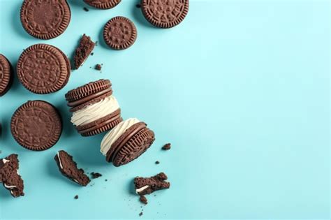 Premium Photo | Oreo cookies on a blue background