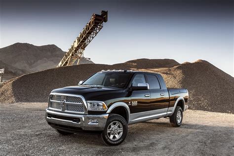 2016 Ram Heavy Duty Lineup Is King Of The Hill Thanks To 900 Lb Ft Of Torque Autoevolution