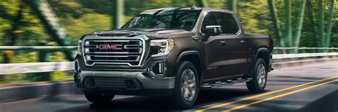 What Are the GMC Sierra 1500 Engine Options? | GMC Trucks