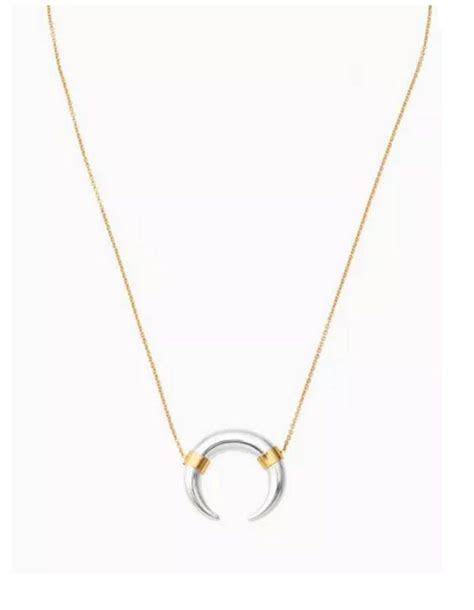 Collier Lune D Couvrez Les Plus Jolis Colliers Croissant De Lune Qui