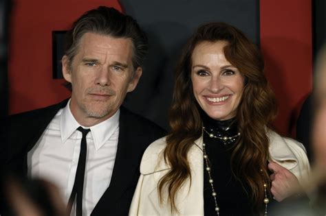 Julia Roberts Ethan Hawke Dazzle At Leave The World Behind Premiere