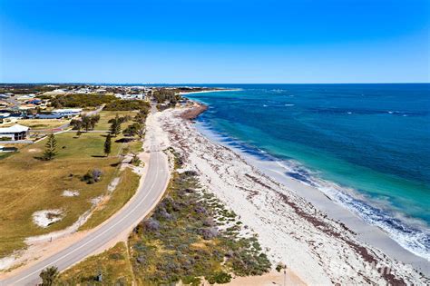 25 Wave Crest Circle Drummond Cove Wa 6532 Sold Land Ray White